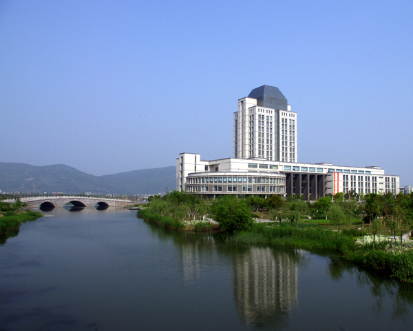 江南大学图书馆